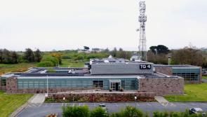 Sheol an tAire Catherine Martin TD an tseirbh&iacute;s teilif&iacute;se Ghaeilge nua do dhaoine &oacute;ga de chuid TG4