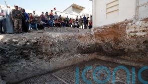 Archaeologists dig up Roman mosaic