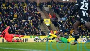 Vakoun Bayo nets late Watford winner at managerless Norwich