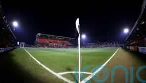Grimsby reach Carabao Cup second round by beating Bradford on penalties