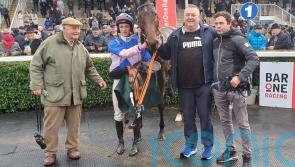 Hogan weaves the old magic to win with Cast A Spell