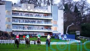 Sandown ready to put on extra chases if hurdles course is unraceable