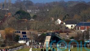 No British jump racing on Sunday as cards lost to cold snap