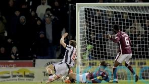Hearts title charge stutters at St Mirren after yet another red card