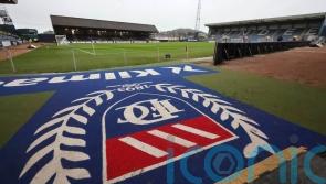 Dundee&rsquo;s added-time double stuns United and earns a derby draw