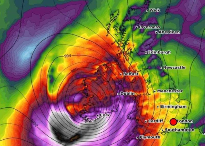 Ferocious storm on course for 'direct hit' on Ireland in brutal forecast 
