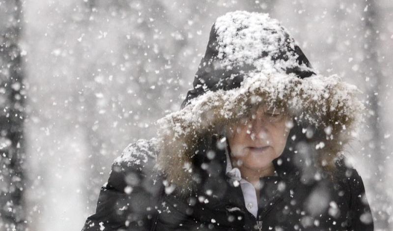 WATCH: Snowfall caught on camera this morning in captivating video
