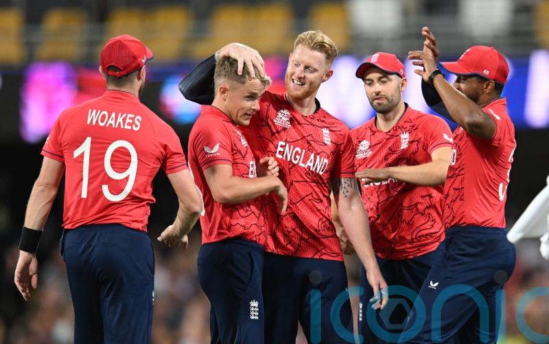 Victory over &lsquo;very tricky&rsquo; Sri Lanka will see England reach T20 World Cup semis