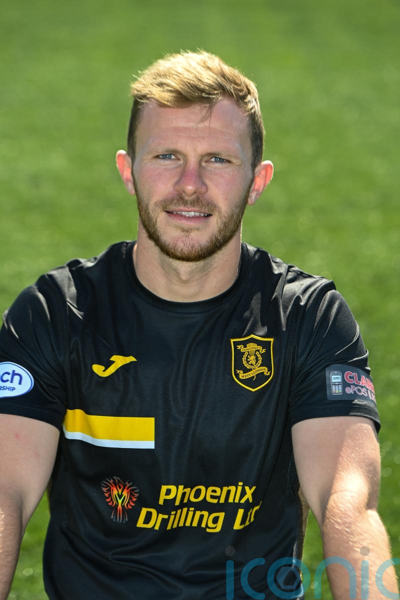 Nicky Devlin misses twice from spot as Livingston are held by Motherwell