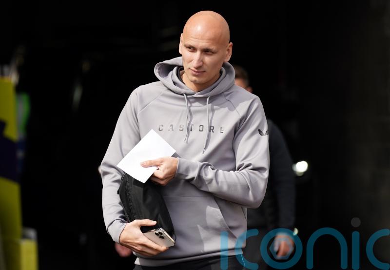 Jonjo Shelvey undergoes Nottingham Forest medical ahead of proposed move