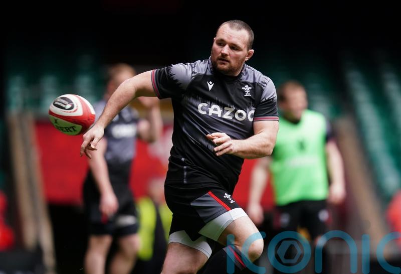 Ken Owens says Wales &lsquo;galvanised&rsquo; after strike threat and out to make fans proud