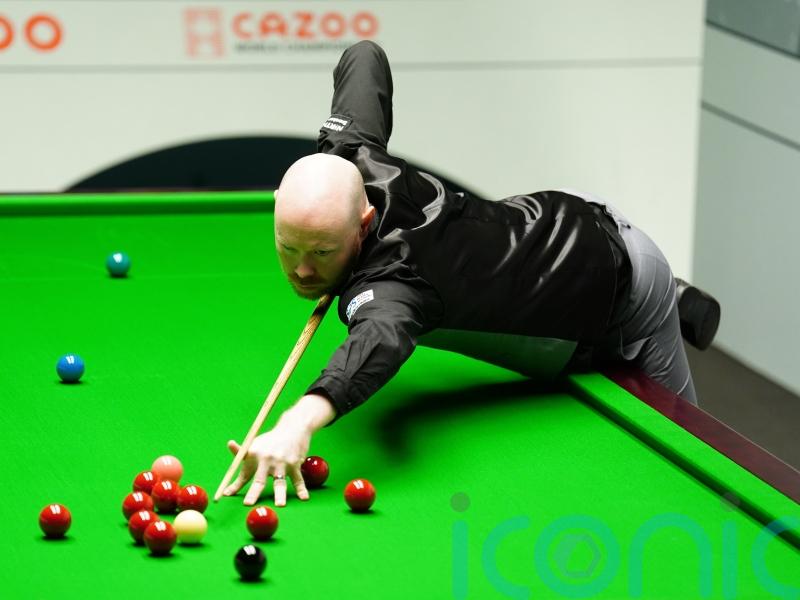 Gary Wilson builds up commanding lead over Elliot Slessor at Crucible