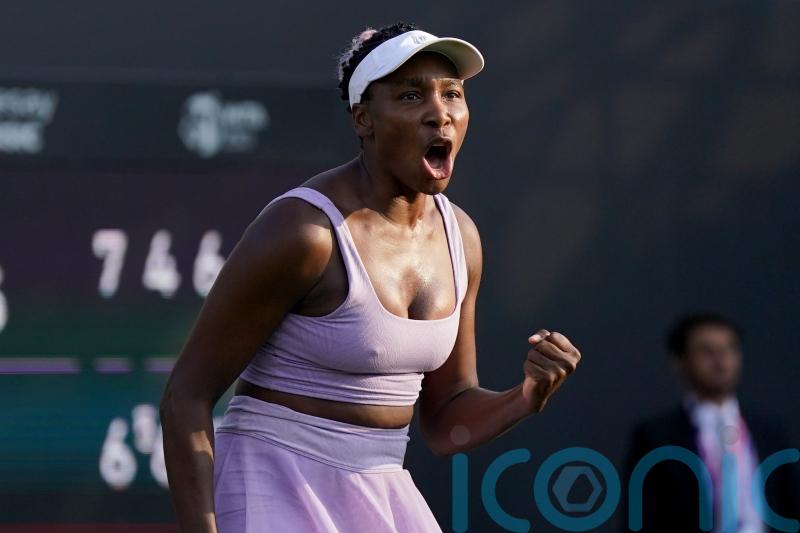 Venus Williams fights for over three hours to beat Camila Giorgi in Birmingham