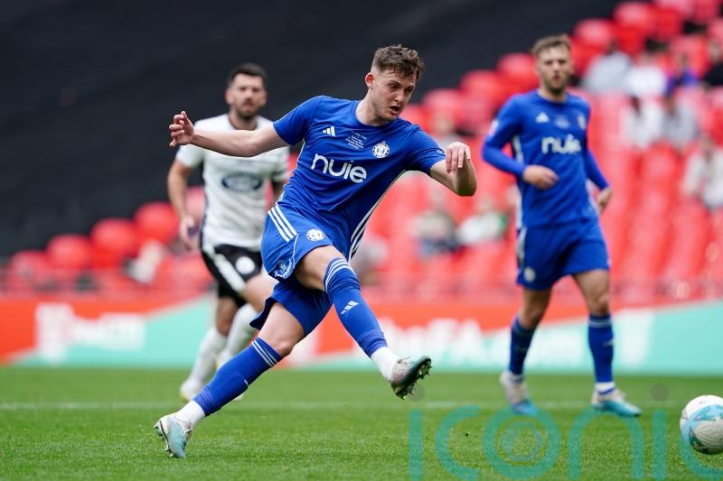 Halifax earn impressive win at Rochdale