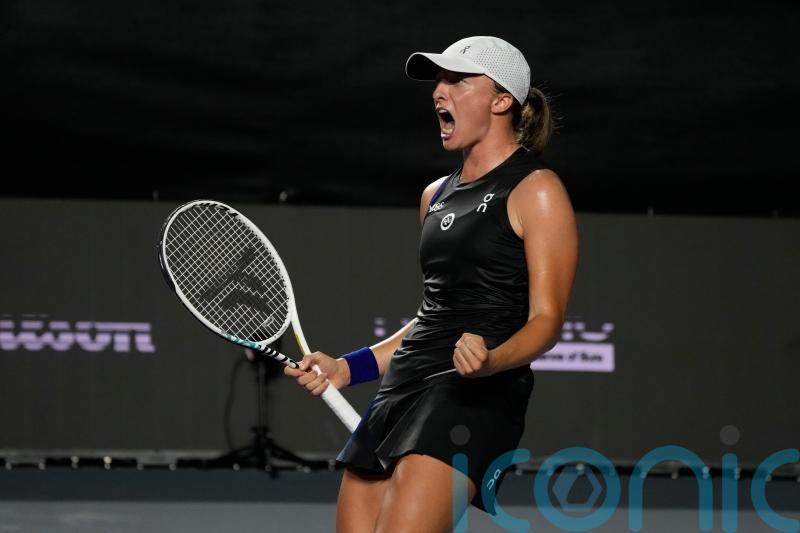 Iga Swiatek defeats Aryna Sabalenka for chance to reclaim number one spot