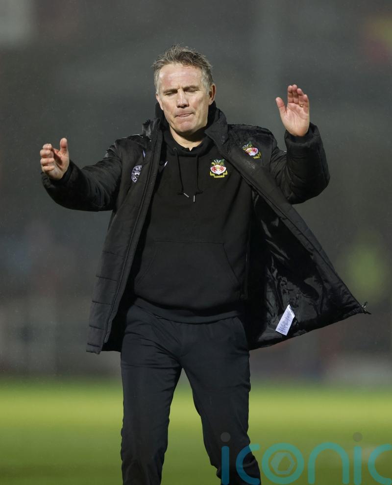 Frustration for Phil Parkinson as Wrexham see two-goal lead slip at Harrogate