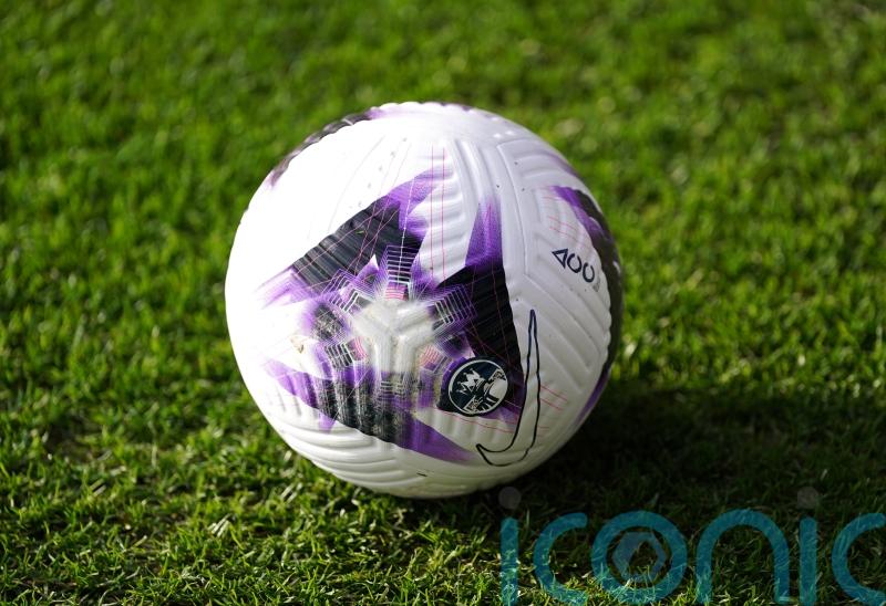 Kabongo Tshimanga double helps Boreham Wood to easy win over Fylde