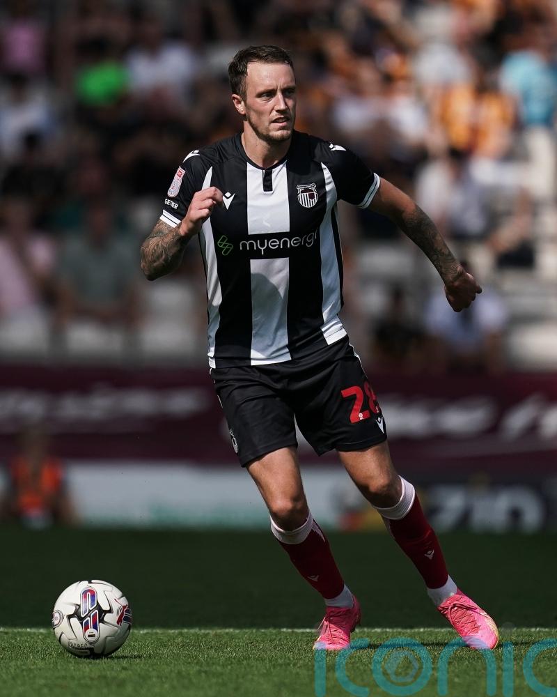 Grimsby move to brink of safety with comfortable win at Crewe