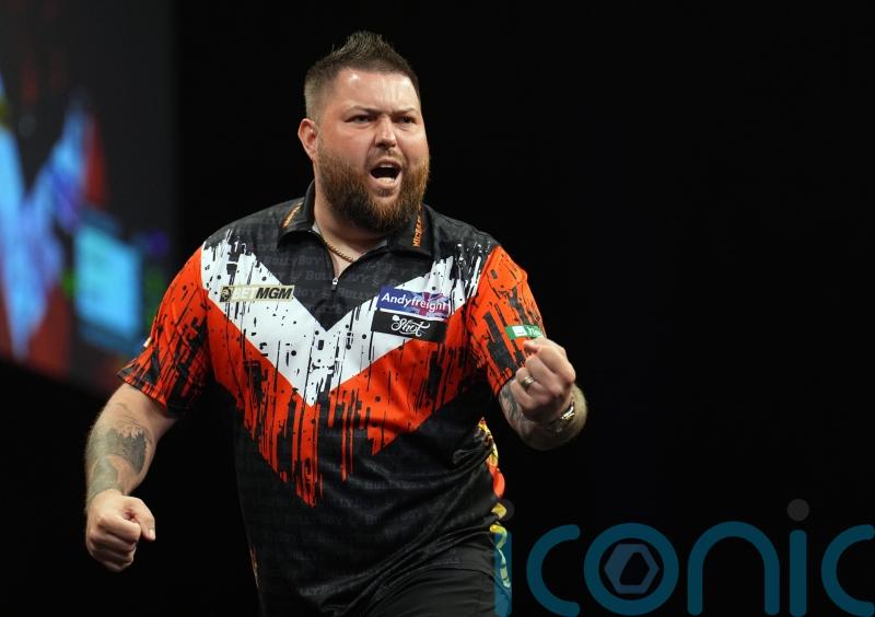 Michael Smith beats good friend Nathan Aspinall on way to Sheffield victory
