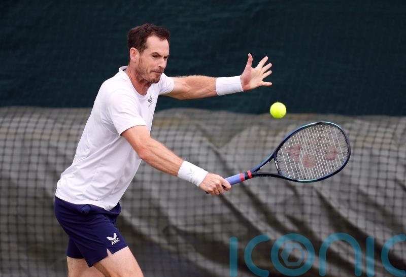 Andy Murray leaves Wimbledon decision to the last minute