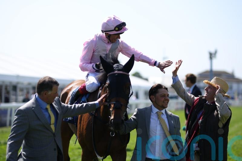 Gosden opts for Breeders&rsquo; Cup Turf for Emily Upjohn &ndash; with Dettori booked