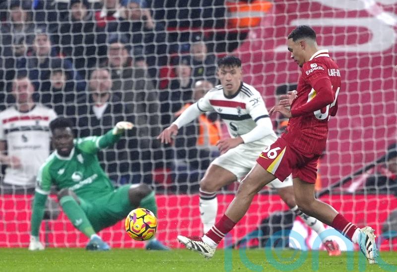 Arne Slot backs Trent Alexander-Arnold but accepts others will blame Madrid link