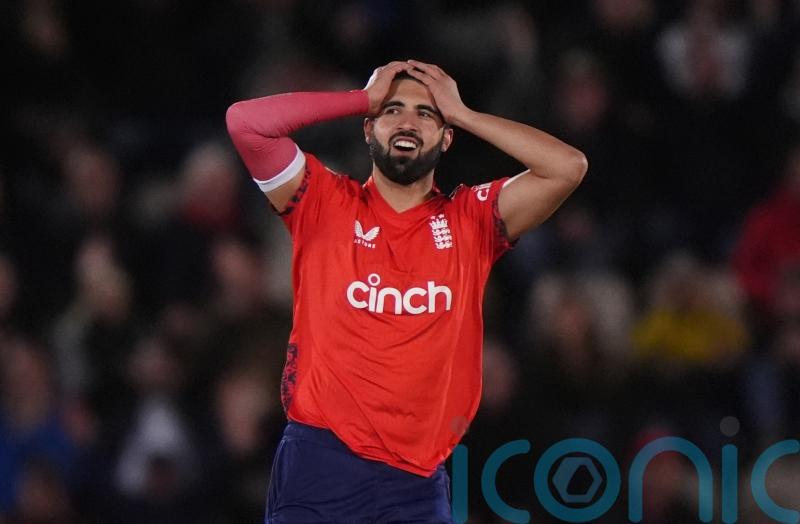 England hopeful Saqib Mahmood will join India tour on time after visa delays