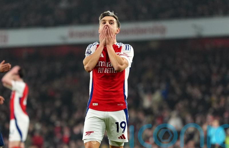 Arsenal’s title bid dealt a blow as Aston Villa hit back for a point