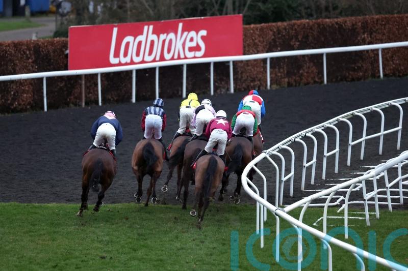 Kempton and Bangor pass morning checks