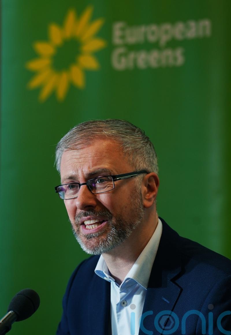 Attorney General &lsquo;raised no issue&rsquo; with services ban with Israeli settlements