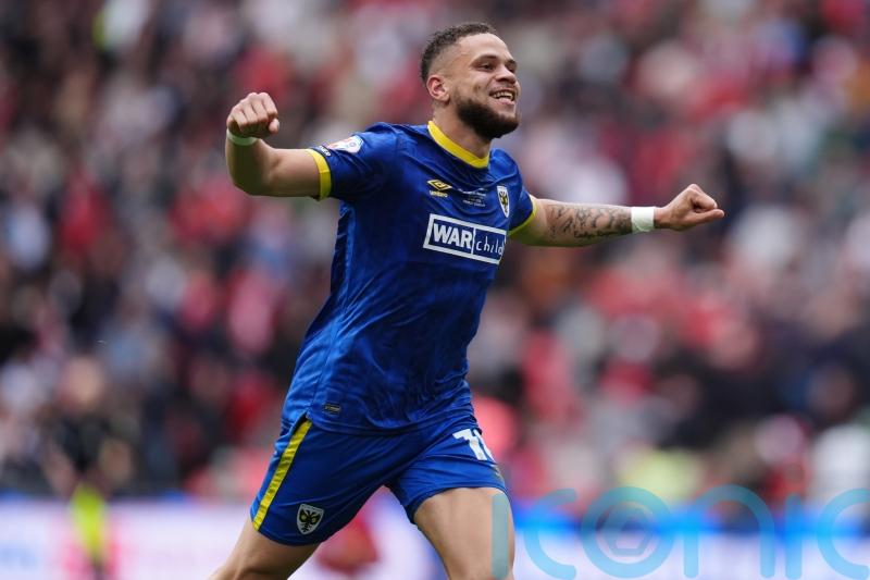 Matty Stevens and Marcus Browne on target as Wimbledon edge lowly Reading