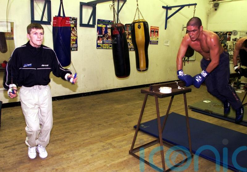 Ricky Hatton should be honoured with help for retired boxers &ndash; Anthony Farnell