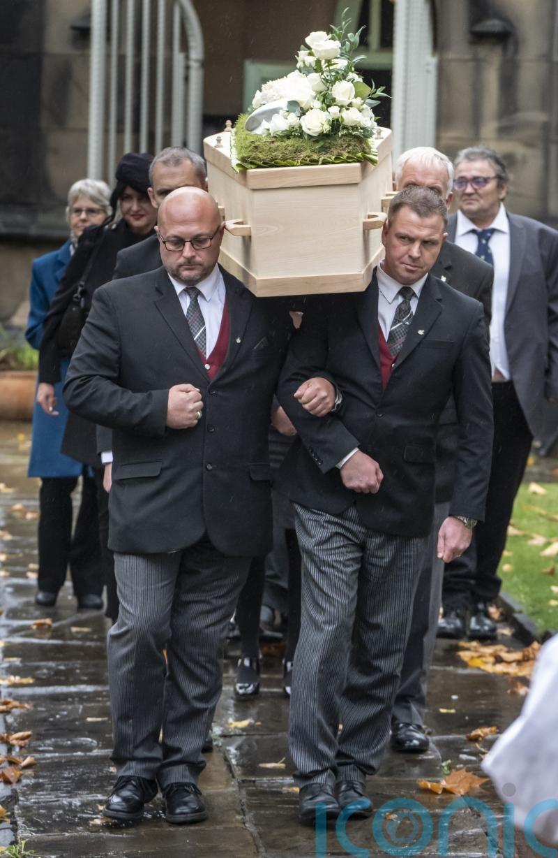 Dickie Bird remembered as &lsquo;best umpire in world&rsquo; at emotional Yorkshire farewell