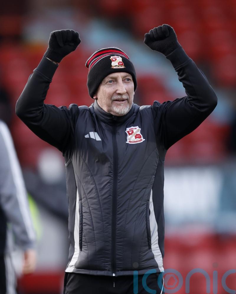 Ian Holloway hails &lsquo;big tick for character&rsquo; as Swindon battle back to draw