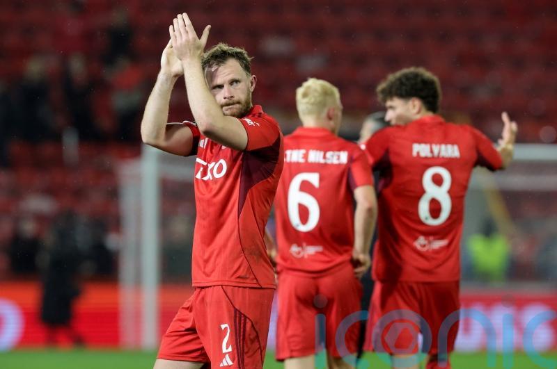 Nicky Devlin&rsquo;s late goal earns Aberdeen victory at Livingston