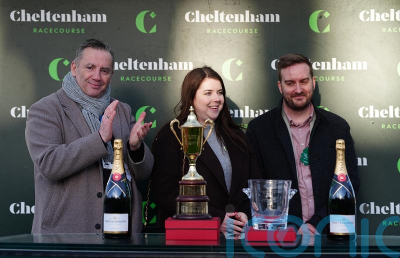 John and Amy Hunt present Cheltenham prize