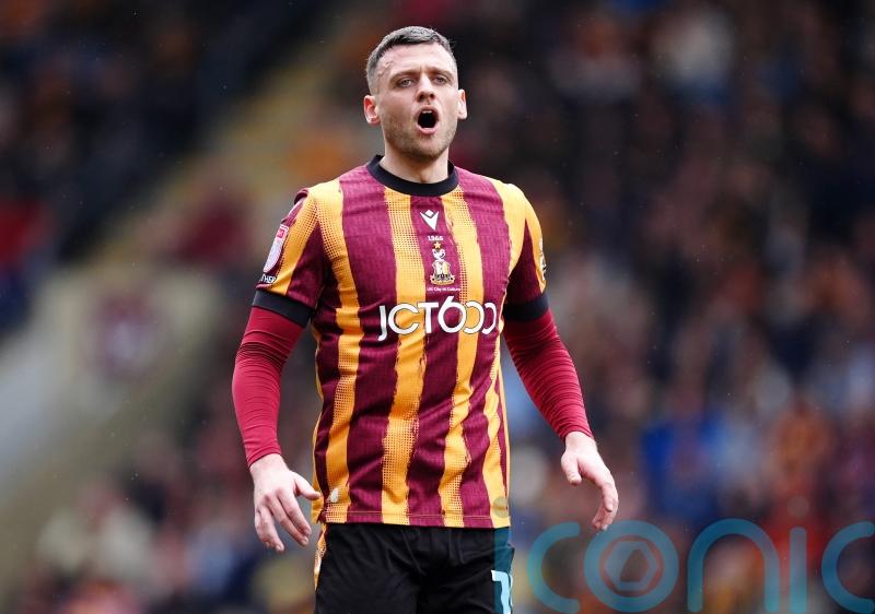 Bradford bounce back from New Year&rsquo;s Day defeat with 2-1 win over Blackpool