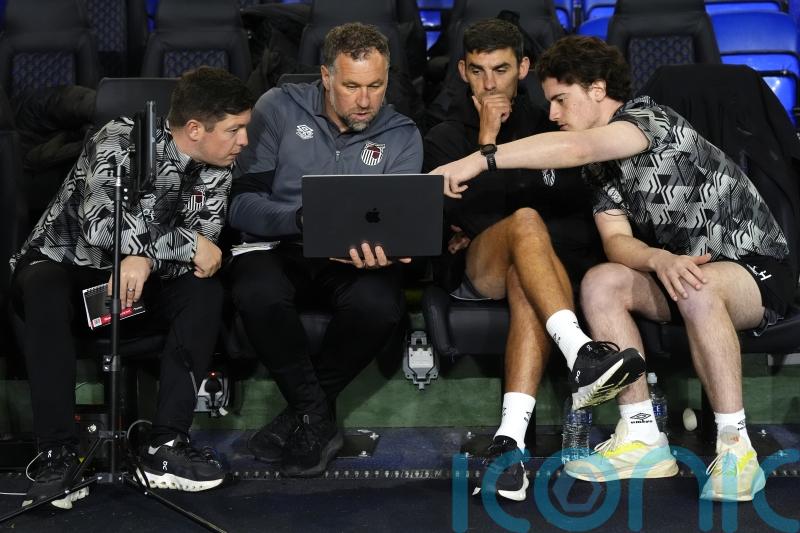 David Artell hails Grimsby response as tactical change sets up win over Salford